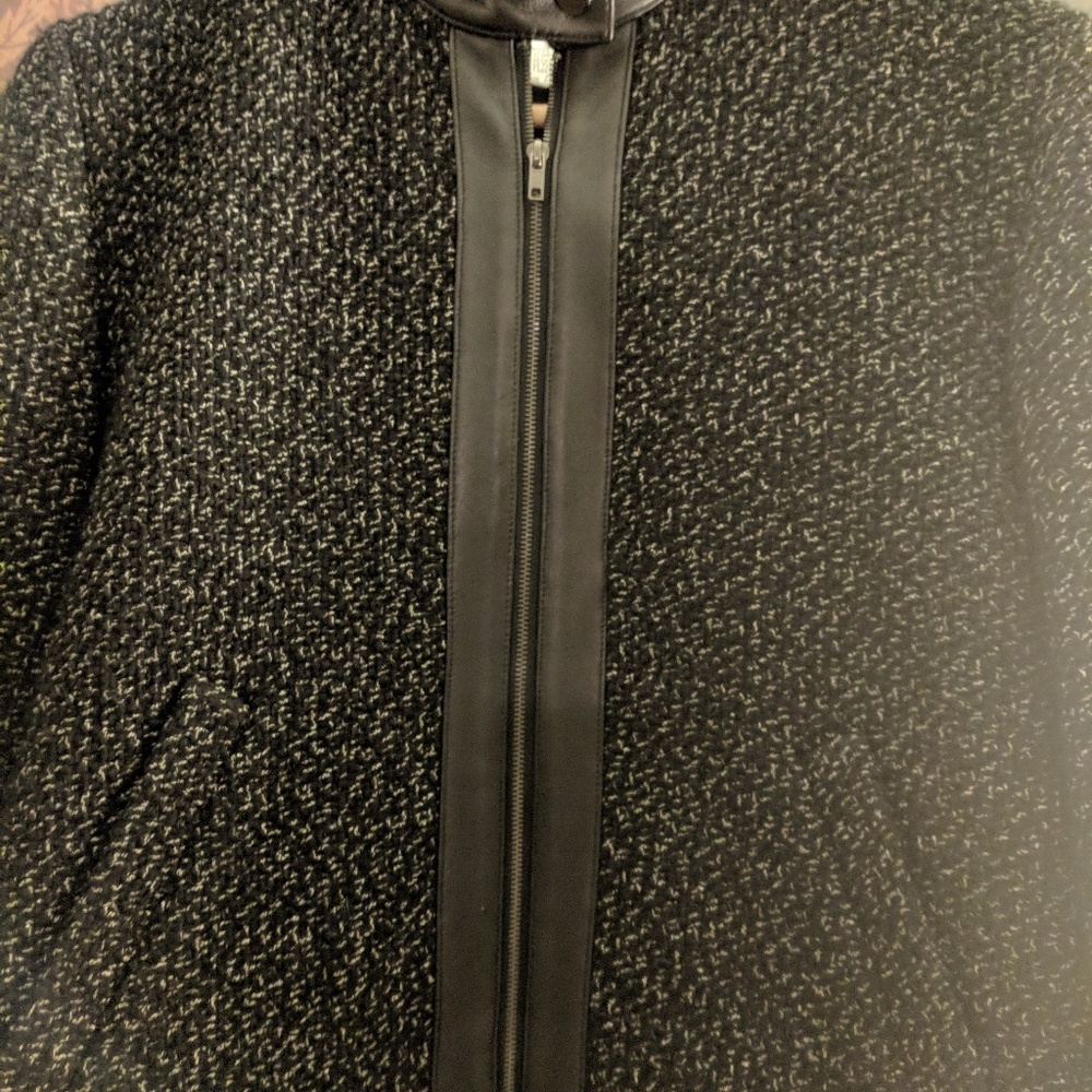 Jacket - Picture 8 of 8